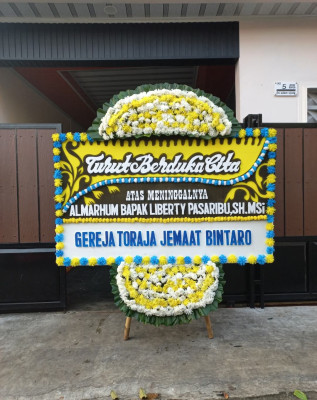 Papan Bunga Duka di Nusa Tabukan